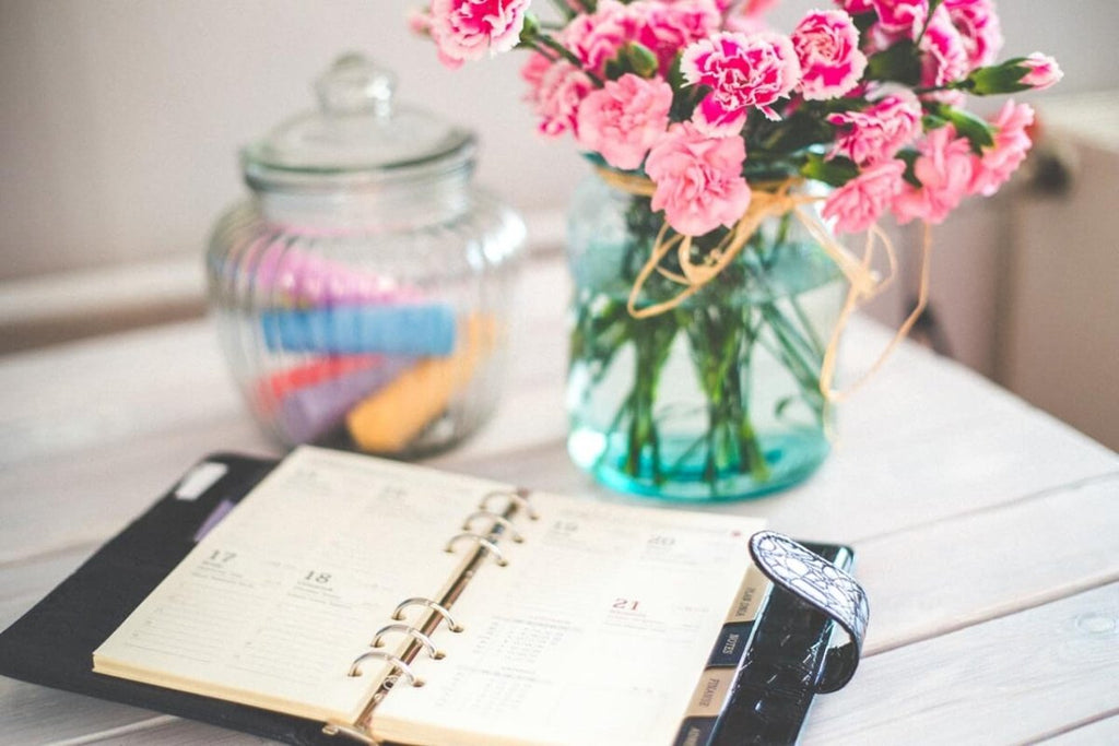 Your Guide to Corporate Gifts & Flowers - Wild Poppies
