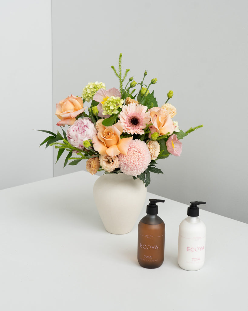 A Moment for you Gift Set - Wild Poppies -  Flower - Same Day Flower Delivery Auckland - Auckland Flower Delivery - Florists - boutique gift boxes
