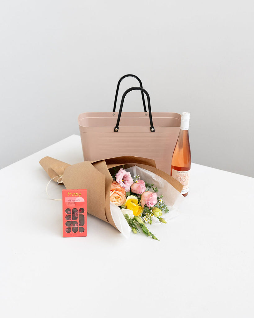 Blush Bloom Summer Gift Bag - Wild Poppies -  Flower - Same Day Flower Delivery Auckland - Auckland Flower Delivery \ Florists - boutique gift boxes