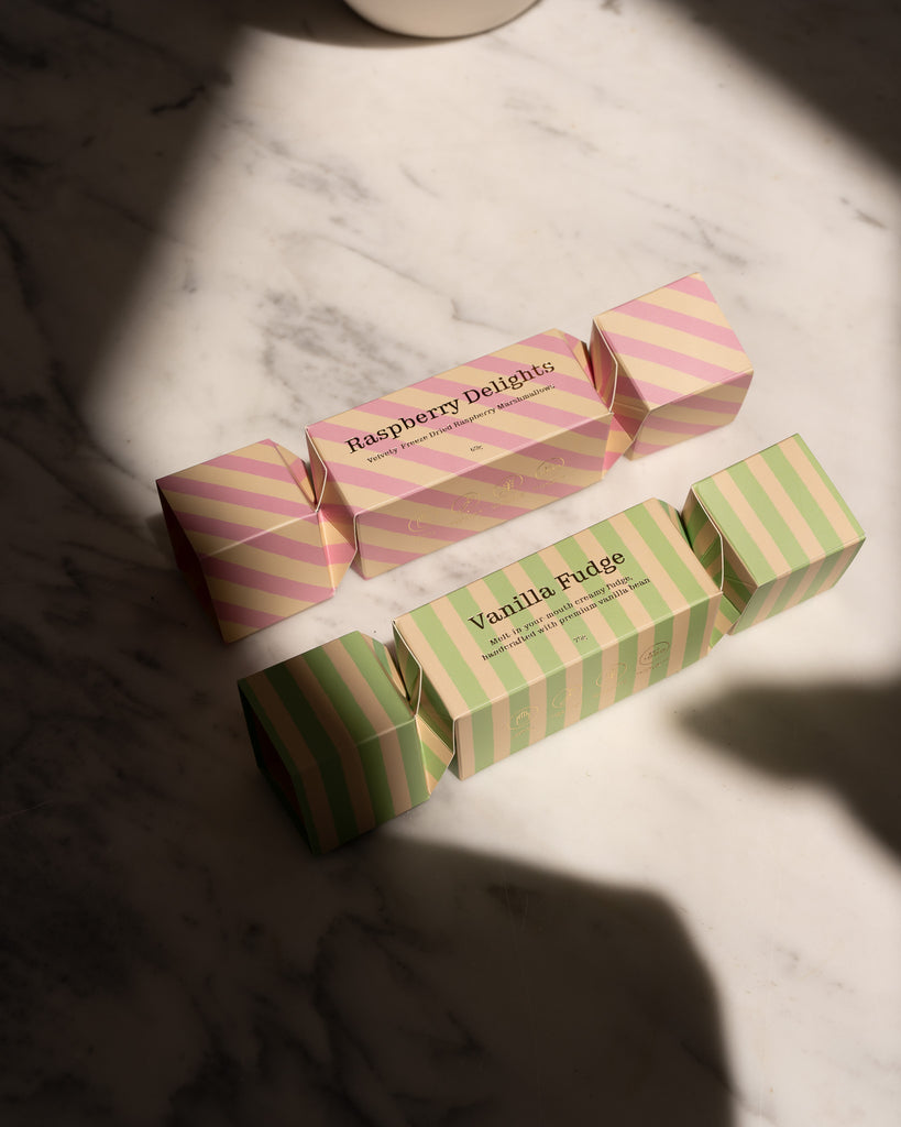 Vanilla Bean Fudge Christmas Cracker Mini - Wild Poppies -  Flower - Same Day Flower Delivery Auckland - Auckland Flower Delivery - Florists - boutique gift boxes