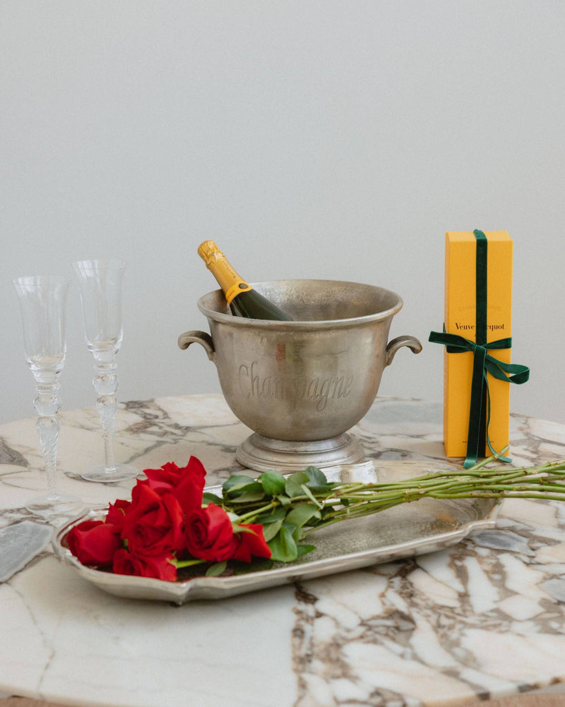 Classic Red Roses and Champagne Romance - - Wild Poppies -  Flower - Same Day Flower Delivery Auckland - Auckland Flower Delivery \ Florists - boutique gift boxes