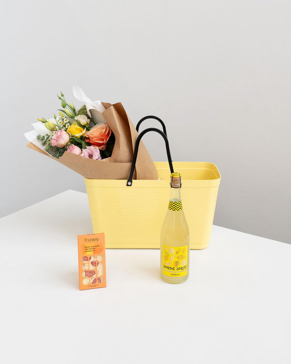 Here Comes the Sun Summer Gift Bag - Wild Poppies -  Flower - Same Day Flower Delivery Auckland - Auckland Flower Delivery \ Florists - boutique gift boxes