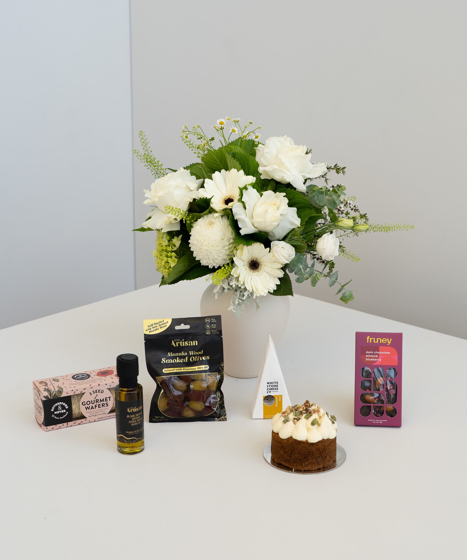 Celebrate in Style Gift - Wild Poppies -  Flower - Same Day Flower Delivery Auckland - Auckland Flower Delivery - Florists - boutique gift boxes