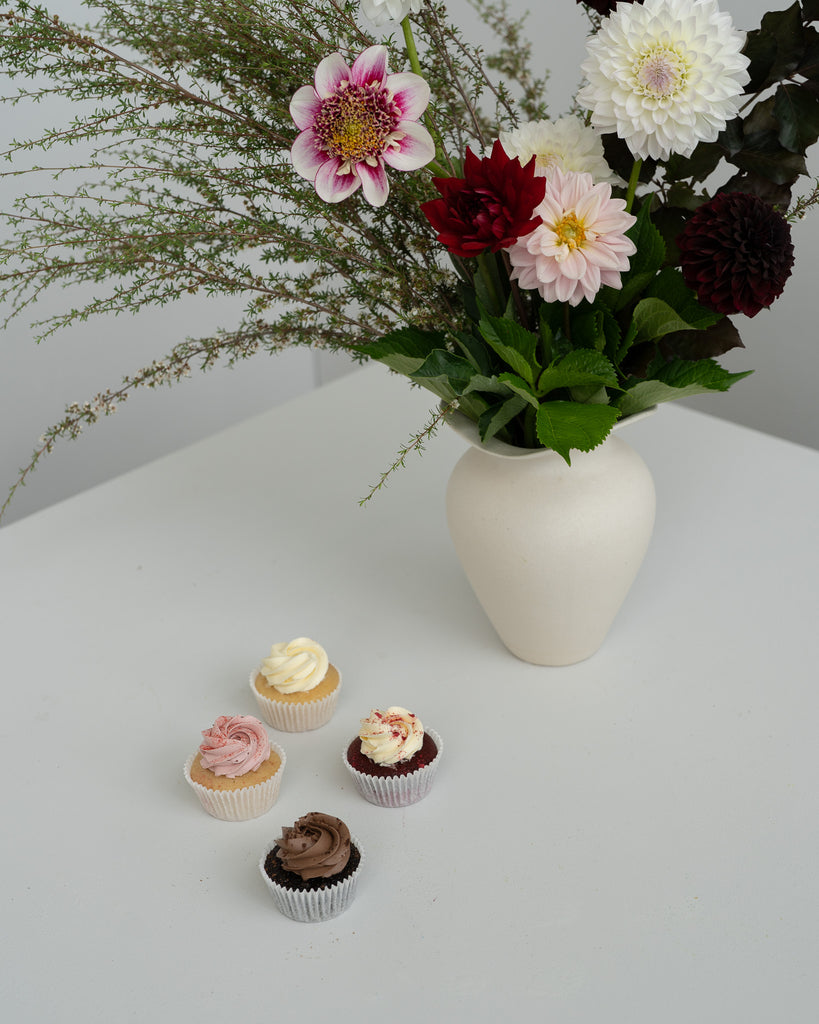 Dahlia Wild Bouquet - - Wild Poppies -  Flower - Same Day Flower Delivery Auckland - Auckland Flower Delivery - Florists - boutique gift boxes