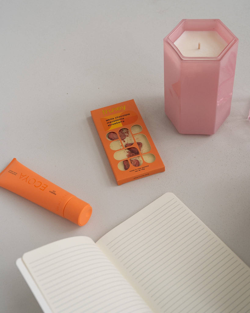 Fresh & Fruity Gift Box - Wild Poppies -  Flower - Same Day Flower Delivery Auckland - Auckland Flower Delivery - Florists - boutique gift boxes