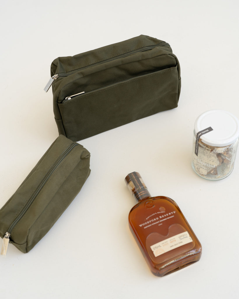 His Happy Holiday Gift Set - Wild Poppies -  Flower - Same Day Flower Delivery Auckland - Auckland Flower Delivery - Florists - boutique gift boxes