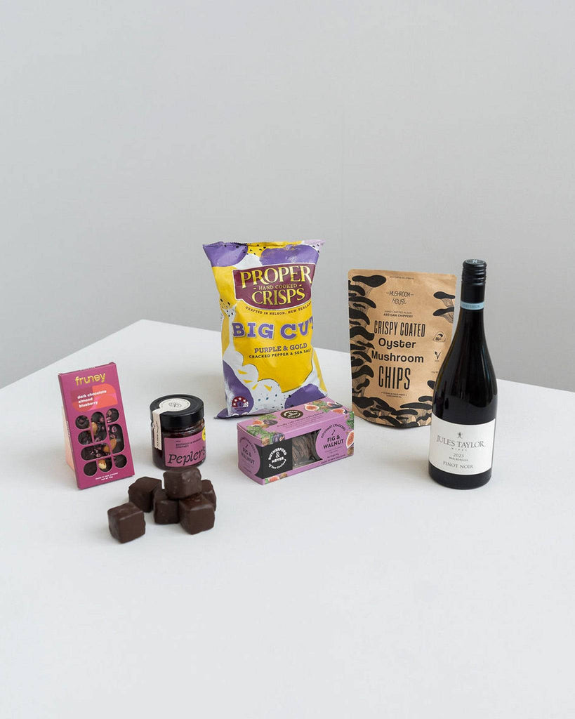 Pinot Lovers Gift Hamper - Wild Poppies -  Flower - Same Day Flower Delivery Auckland - Auckland Flower Delivery \ Florists - boutique gift boxes