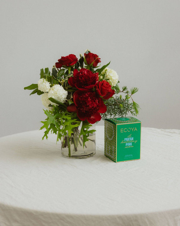 Christmas Posy - Wild Poppies -  Flower - Same Day Flower Delivery Auckland - Auckland Flower Delivery - Florists - boutique gift boxes