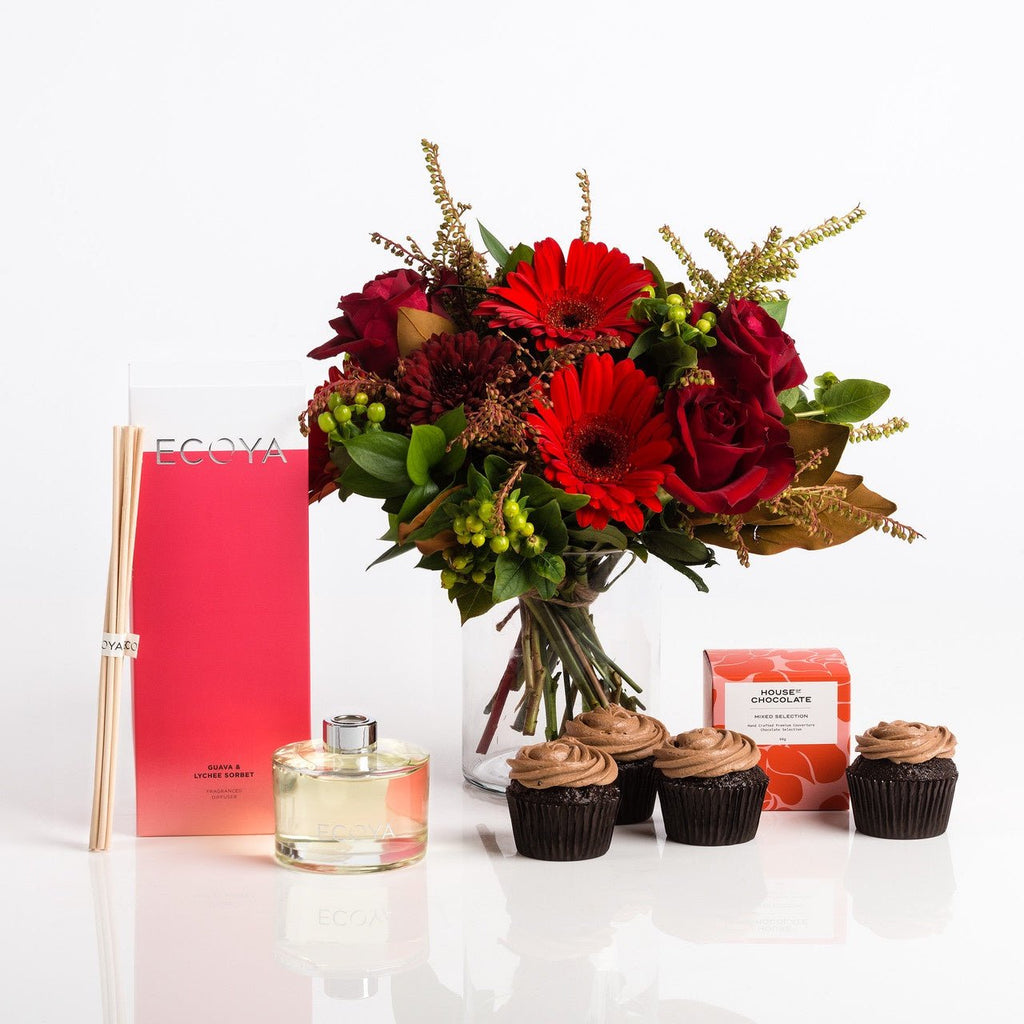 Red Posy, Ecoya & House of Chocolate Gift Set - Wild Poppies Gift Wild Poppies
